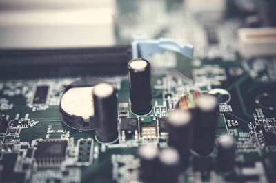 如何使用Linux测试服务器内的空间不足时程序运行的性能_酷番云知识库